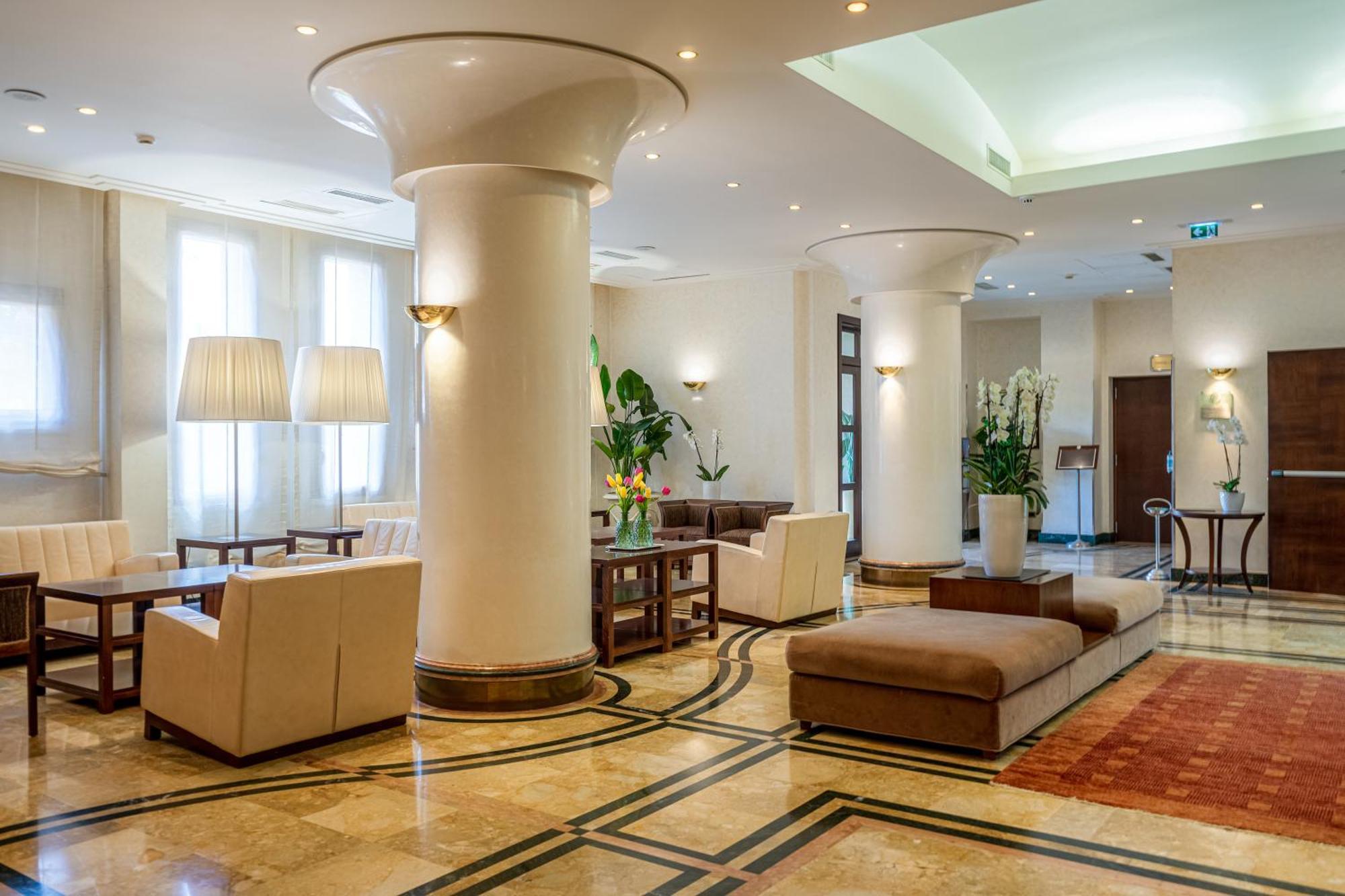 Hotel Cala Del Porto Vibo Valentia Marina Bagian luar foto