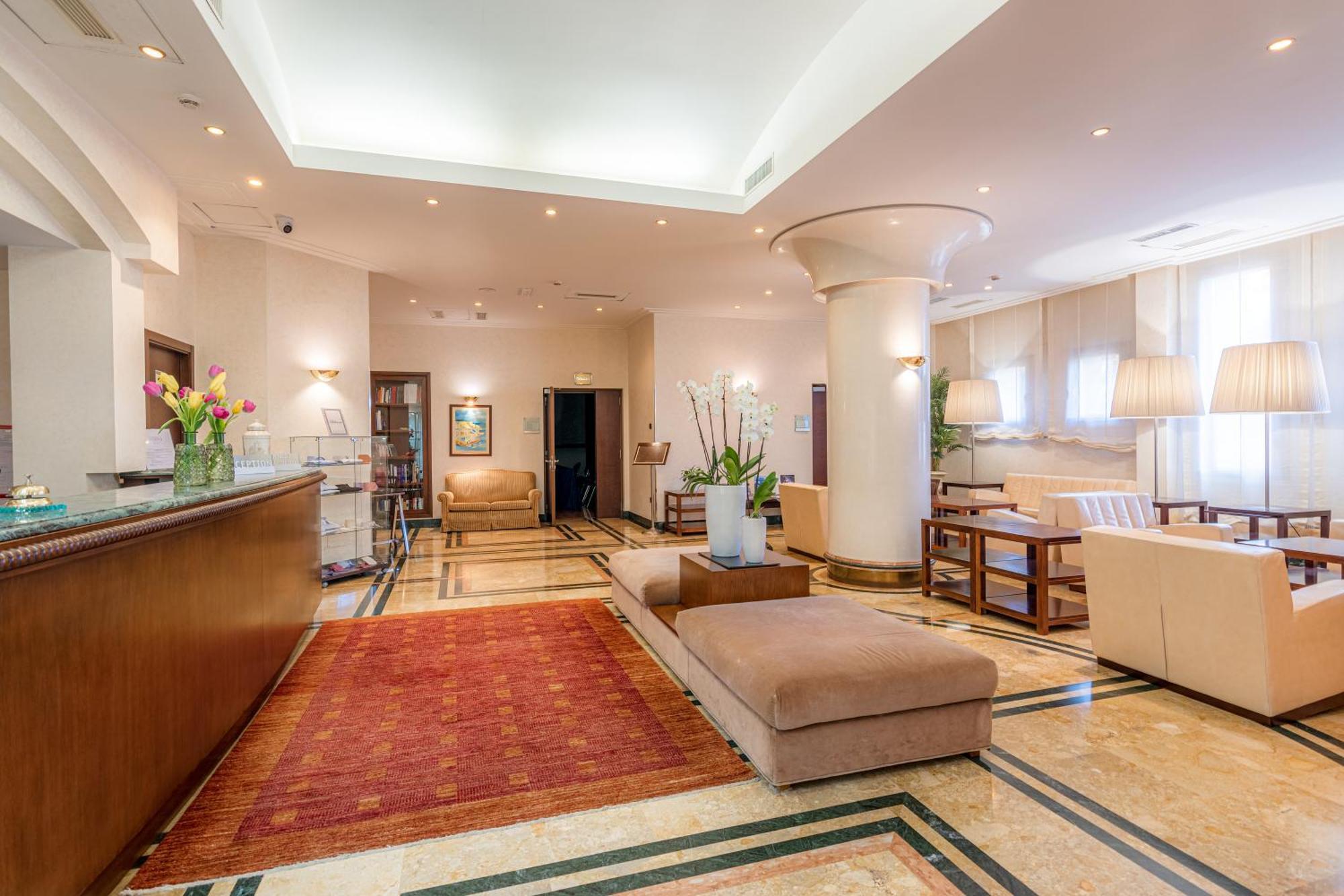 Hotel Cala Del Porto Vibo Valentia Marina Bagian luar foto
